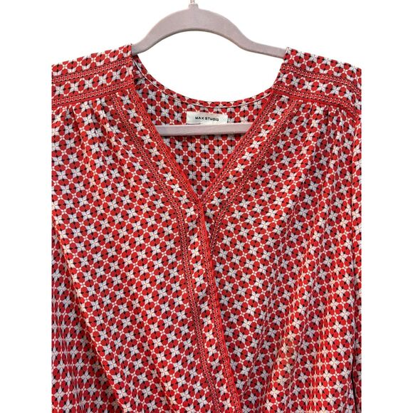 Max Studio Blouse Womens XS Red Geometric Surplice High Low Hem Long Sleeve Top - Picture 2 of 6